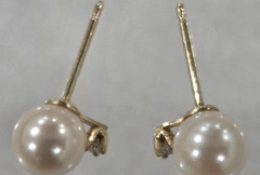Vintage 14K Yellow Gold Akoya Cultured Pearl Diamond Stud Earrings Fine Estate