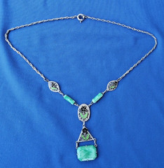 ORIGINAL Art DECO 1920 CZECH GREEN PEKING GLASS ENAMEL FILIGREE Rhodium NECKLACE