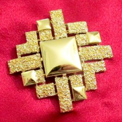 VTG RUNWAY LARGE MONET PAS D’OR GP BROOCH PENDANT BRUTALIST/GLOSSY MODERNIST 70s