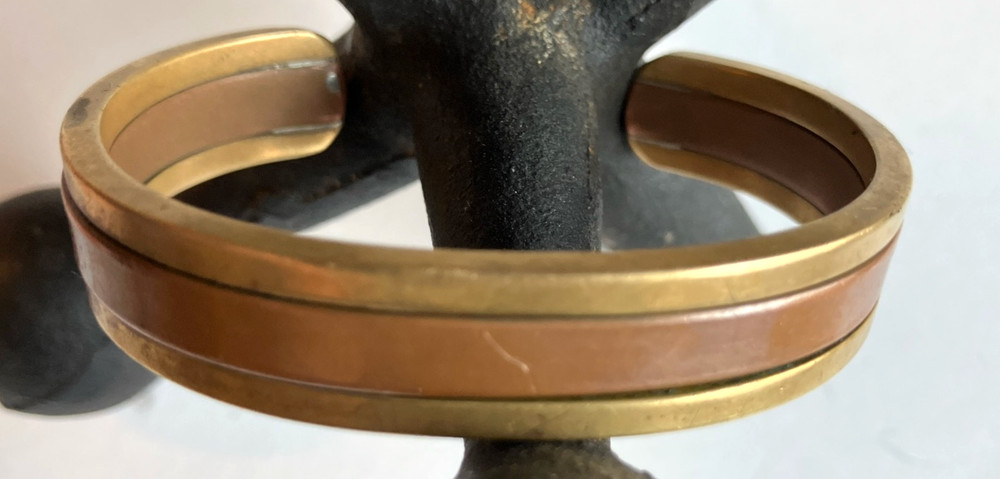 VIntage 70s Copper & Brass Healing Cuff / Banded Bracelet Unisex Small – 6 1/4″