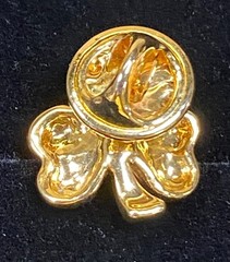 Vintage Clover Pin Shamrock Brooch Gold Tone 3 Leaf Clover Irish Ireland 0.5in