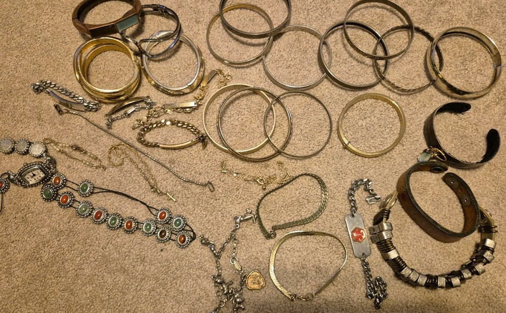 Vintage Bracelet Lot Mixed Materials And Styles