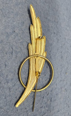Art Deco Feather Brooch Pin 3.5 In Gold Elegant Vintage Glam Chic Retro Gift