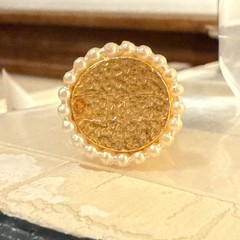 Vintage Gold Tone Wishing Well Pendant Charm