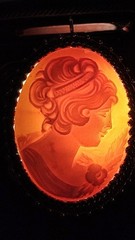 Beautiful Vintage Shell Cameo BROOCH 14K , 9.6 GRAMS, Measurement 1.5″ x 1″