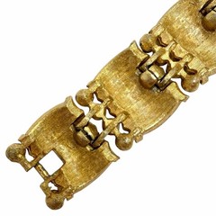 Vtg Trifari Brushed Gold Tone Panel Bracelet Faux Garnet Color Stones 1955–1969