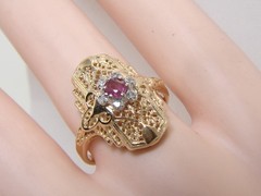 Vintage 10K Yellow Gold Natural Ruby Filigree Ring Size 6.5