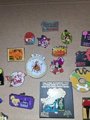 Huge Lot 100 Vintage Pins McDonald’s Racing Faux Disney And More