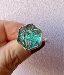 VINTAGE CARVED FLOWER AQUA BLUE GLASS RING 925 STERLING UNIQUE HEXAGON SHAPE