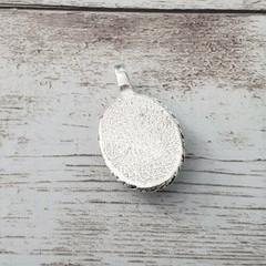 Vintage Pendant – Midnight Blue with Silver Tone Halo – No Chain Included