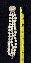 Carol Lee Faux Pearl Triple Strand Bracelet Oval Cabochon Pearl Clasp 7” EUC