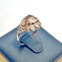 Vintage Sterling Black Hills Gold Riddles Co. Grapes & Leaves Ring Size 6.25