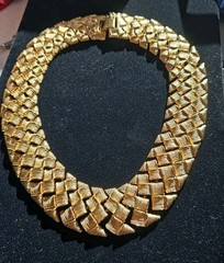 Vtg NAPIER 1¼” Wide Flat Link Collar- Choker Necklace Gold Tone Woven Texture
