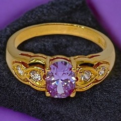 Vintage 1980s Ring Size 7 Lavender CZ Prong Set Gold Plated Band – 14J
