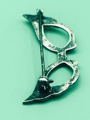 Vntg Signed MC Michael Conroy Sterling Silver Marcasite Cat Eye Glasses Brooch