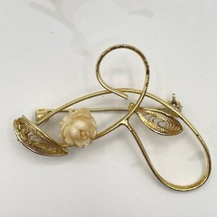 Vintage VTG Gold Tone Brooch Carved Rose Flower Filigree Leaf Pin Floral Signed