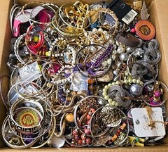 3 Lbs Jewelry Unsearched Huge Lot Vtg Vintage & New Junk & Wear Resell Tangles