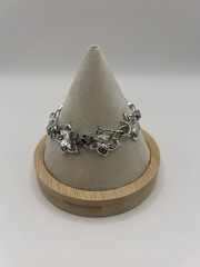 Vintage CORO Bracelet Silver Tone Ivy Leaf leaves Fall Holiday Jewelry Classic