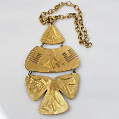 Vintage Castlecliff Necklace Bib Style Brutalist Gold Tone Statement Pendant 16″