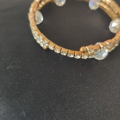 Womens Vintage Gold Tone Rhinestones & Crystal Beads Stretchable Bracelet