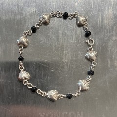 Vintage Sterling Silver Puffed Heart And Black Onyx Bead Link Bracelet
