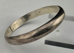 Vintage 10mm Tarnished Sterling Silver Hinged Bangle Bracelet 7″