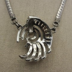 Vintage Art Deco Revival Necklace Pendant Snake Chain Spray Swirl 15 Inch