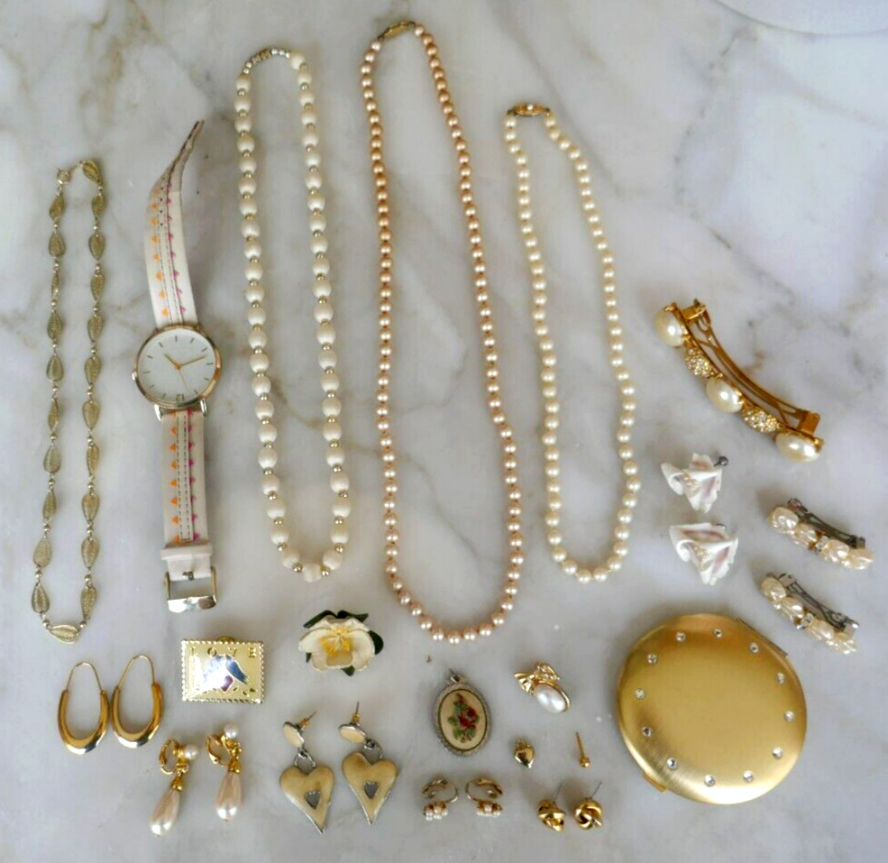 21 Pc Lot Faux Pearl Rhinestone Jewelry Compact Mirror Wristwatch Hair Barrettes