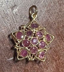 Vintage 18K Yellow Gold Mughal Ruby Star Charm Pendant 750 Indian Double Sided