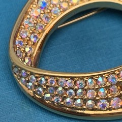 Swarovski Signed Brooch Pin Blue Green Crystal Peacock Rain Drop Iridescent