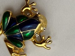 Vintage Green Blue Enamel Frog Brooch Gold Tone Rhinestone Eyes Figural Pin