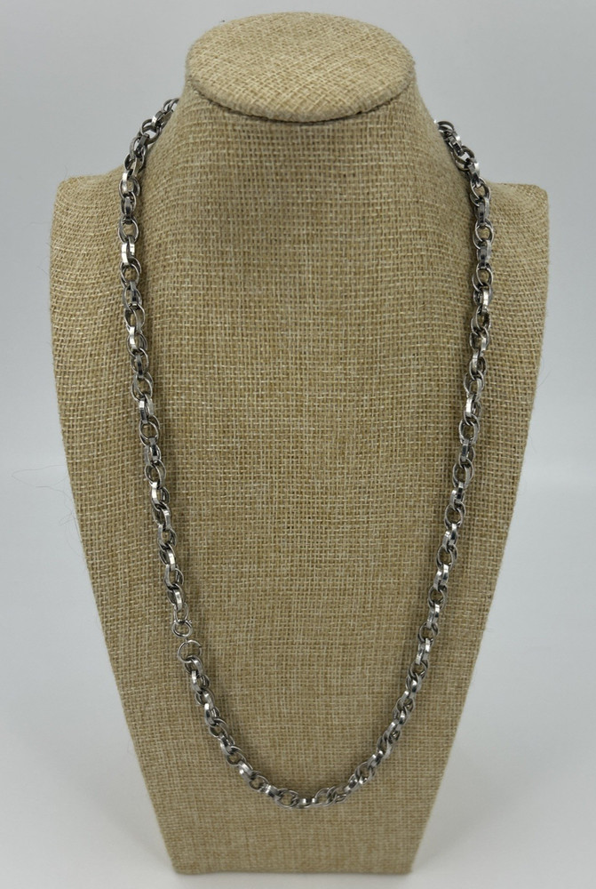 Vintage Interlocking Chain Link Helix Silver Tone Necklace 24 Inch