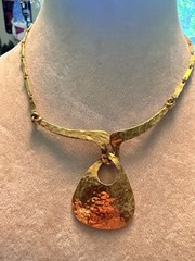 VTG 16” ART GOLD PLATED PENDANT NECKLACE – Costume Jewelry