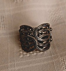 Jewelry lot 4 beautiful rings SIZE 11 stretchable Red finger ring Dragonfly