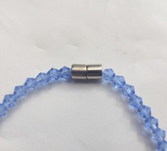 Vintage Beaded Necklace Light Blue Faceted Beads Hearts Magnetic Clasp Jewelry