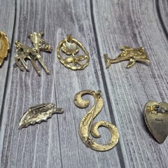 Lot Of 8 Pins Brooches Various Makers