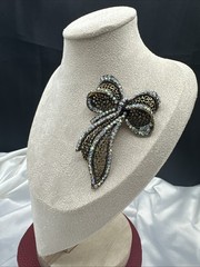 Antique Gold Filigree Bow Ribbon Brooch. See pics.