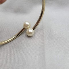 Vintage White Bead Hinged Cuff Bracelet Light Gold tone 6.75 in