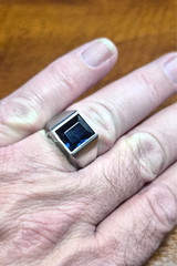 Vintage Men’s Signed Vargas 925 Sterling Silver Faux Sapphire Ring Size 9.75