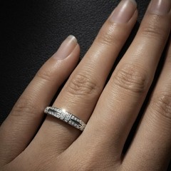 DIAMOND ART DECO BAND RING – 900 PLATINUM – 0.25 CTW – VS2 F-G – SIZE 7