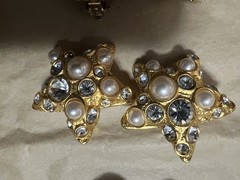 Lot Of 20 Retro Clip On Earrings with assorted Metals And Styles