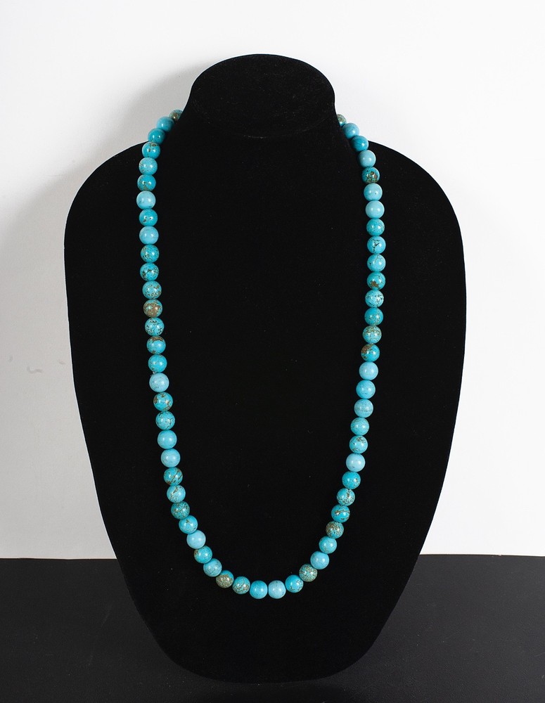 Vintage Round Shape Turquoise Color 1/2″ Bead Necklace 32″ Length – Near Mint