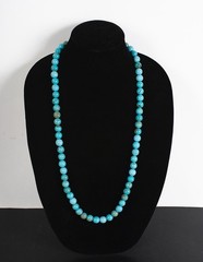 Vintage Round Shape Turquoise Color 1/2″ Bead Necklace 32″ Length – Near Mint