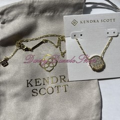 ✨Kendra Scott Sand Dollar Gold Pendant Necklace In Natural Mother of Pearl New✨