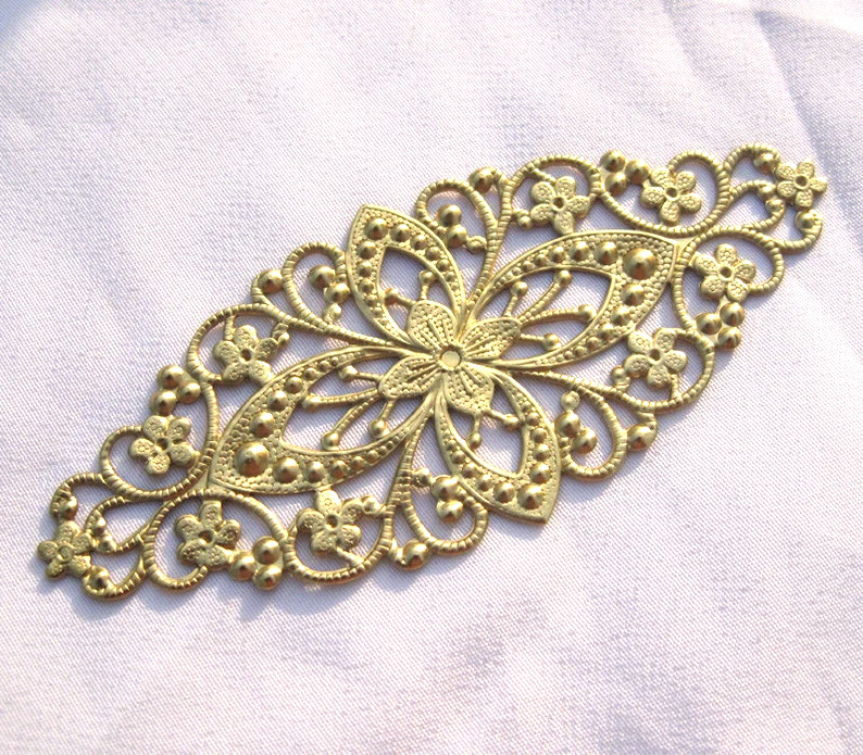 20pcs Plum Blossom Filigree Findings Raw Brass Stamping Flower DIY Crafts Making