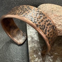 Brutalist Modernist Men’s Dimple Hammered Thick Pure Copper Cuff Bracelet Viking