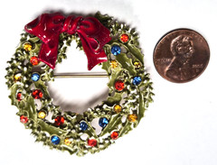 Vintage Signed ART Arthur Pepper Enamel Holly & Rhinestone Wreath Pin / Brooch