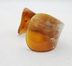 Vintage marble look acrylic resin cuff bracelet