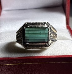 BELAIS ANTIQUE 10K WHITE GOLD RING with FINE NATURAL GREEN TOURMALINE,ART DECO