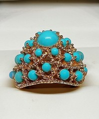 Vintage Crown Trifari Gold Tone Turquoise Dome Adjustable Statement Ring